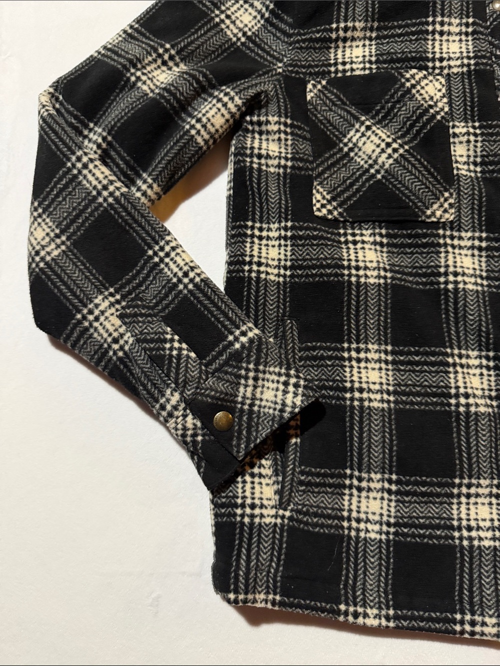Volcano Black & Cream Plaid Snap-Front Shacket lined - Picture 5 of 8